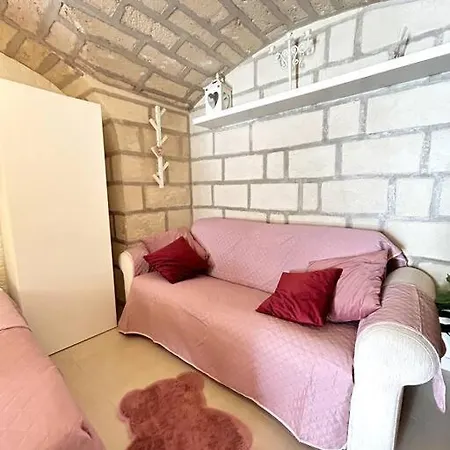 Διαμέρισμα Accogliente Monolocale In Centro Storico *